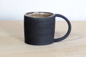 Kubek na kawę Czarno-Biały, wykonany ręcznie