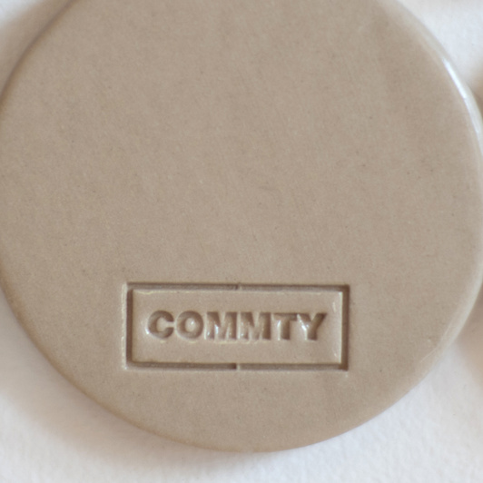 Dekoracja ceramiczna "Kółka i półkola" Białe kombinacje