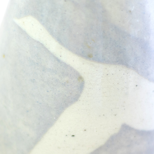 Wazon Biało-Szary dekorowany ręcznie wycinanką w gęsi