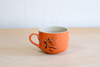 Filiżanka na kawę z tatuażami, pomarańczowa
