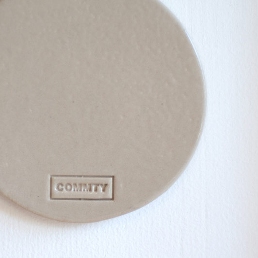 Dekoracja ceramiczna "8 Kół" Białe kombinacje