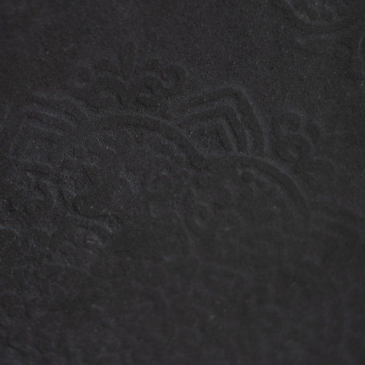 Talerz Relef czarne mandale