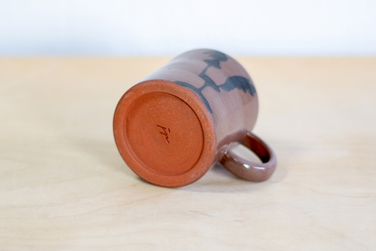 Kubek na kawę. Brązowo-Czarny ze Strusiem Pędziwiatrem