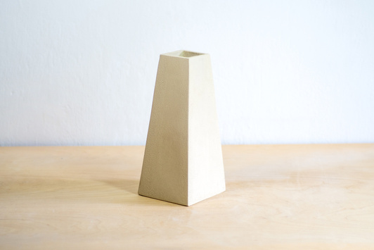 Wazon Trapezowy Kremowy