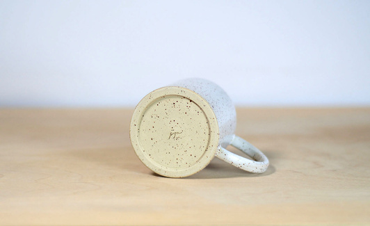 Kubek na herbatę, wykonany ręcznie