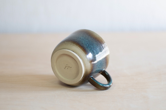 Kubek na kawę, wykonany ręcznie