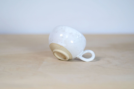 Filiżanka na kawę, wykonana ręcznie