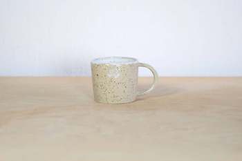 Kubek na kawę, wykonany ręcznie