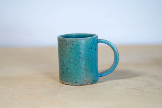 Kubek na kawę, wykonany ręcznie