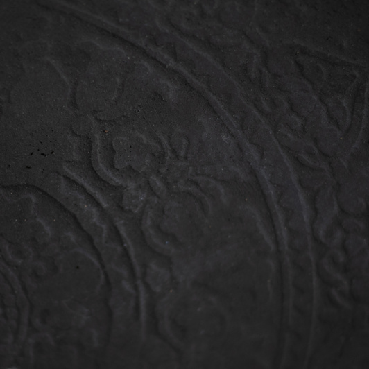 Talerz Relef czarna mandala