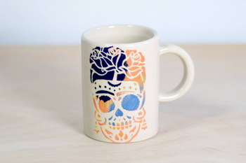 Kubek na kawę lub herbatę. Białe Santa Muerte