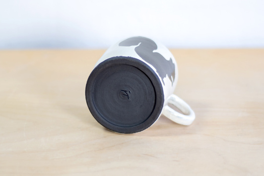 Kubek na kawę. Brązowo-Czarny z wiewiórką