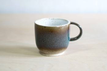 Kubek na kawę, wykonany ręcznie
