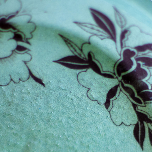 Spodeczek do małej filiżanki z tatuażami, szmaragdowy