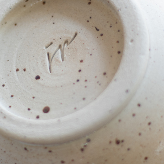 Kubek na kawę z platynowym rantem, wykonany ręcznie