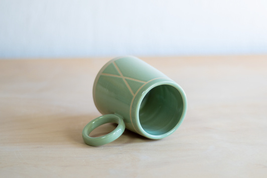 Kubek na herbatę szałwiowy w kreseczki