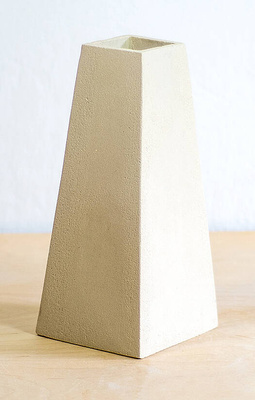 Wazon Trapezowy Kremowy