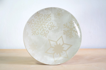 Talerz duży z płatkami śniegu