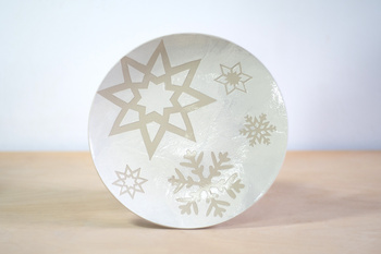 Talerz średni z płatkami śniegu